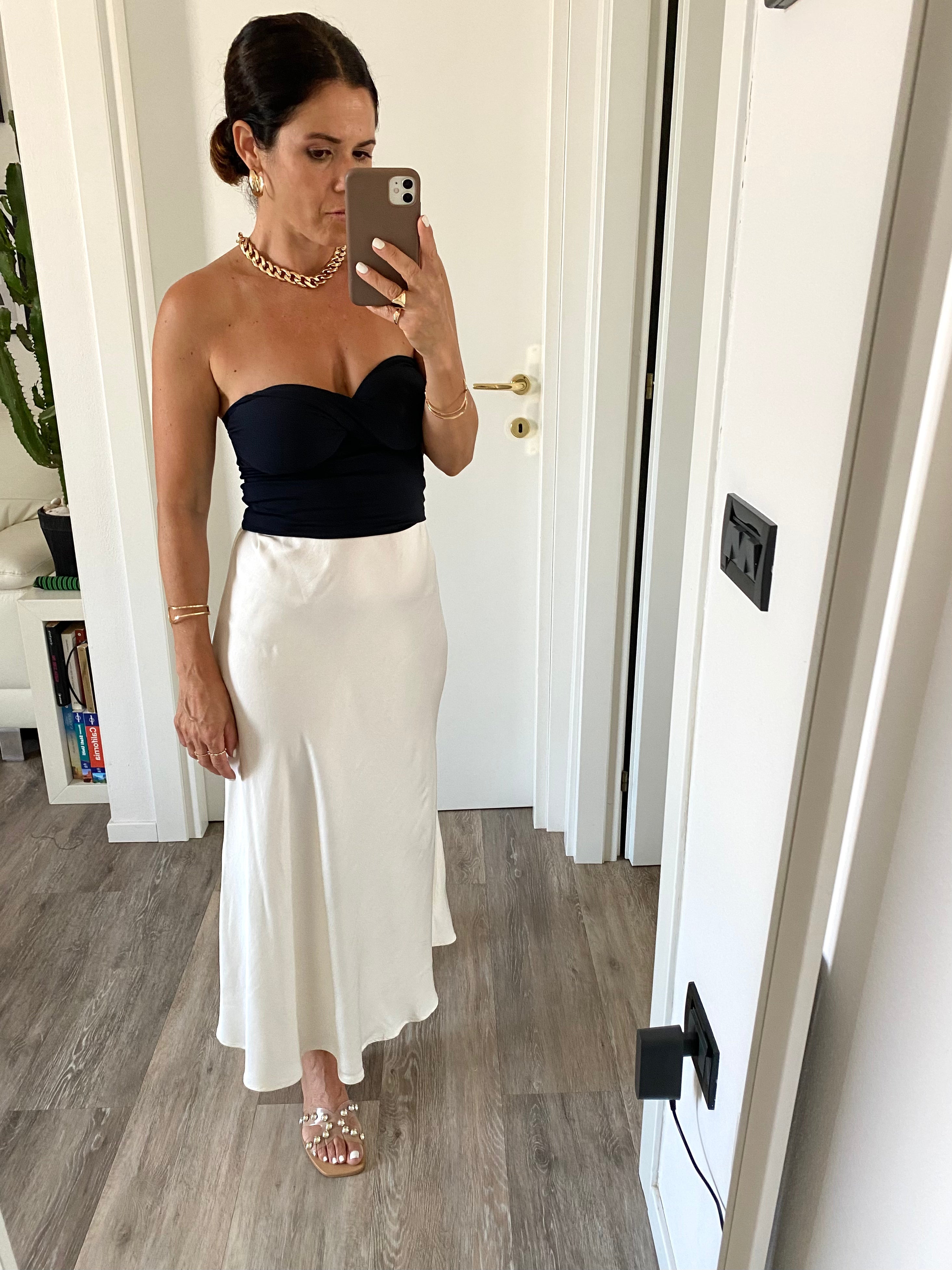 Gonna Satin Chic